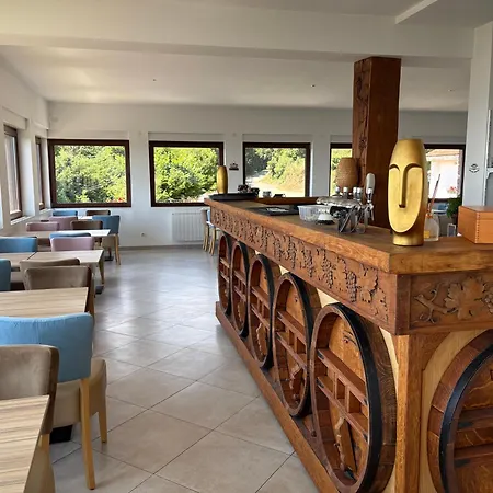 Alojamento de Acomodação e Pequeno-almoço Domaine Du Haut-koenigsbourg 3*